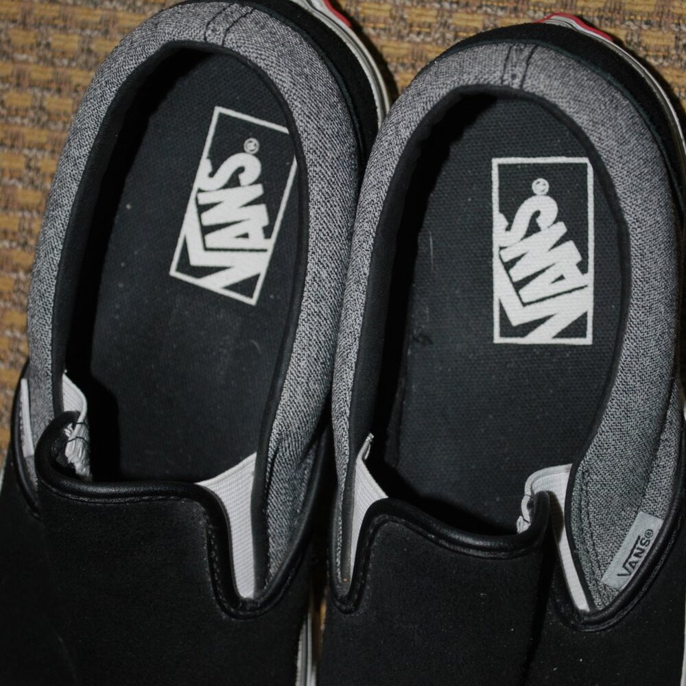 Vans - Picture 5 of 6